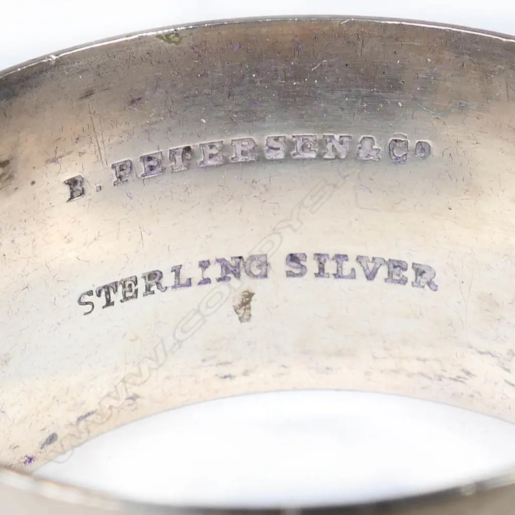 B Petersen & Co (Christchurch) pair of silver napkin rings, Image 1++